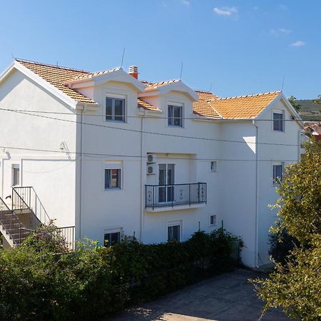 Apartments Lustica Радовичи Экстерьер фото