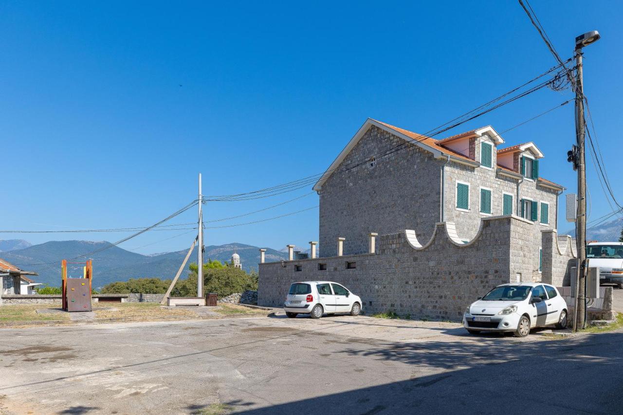 Apartments Lustica Радовичи Экстерьер фото