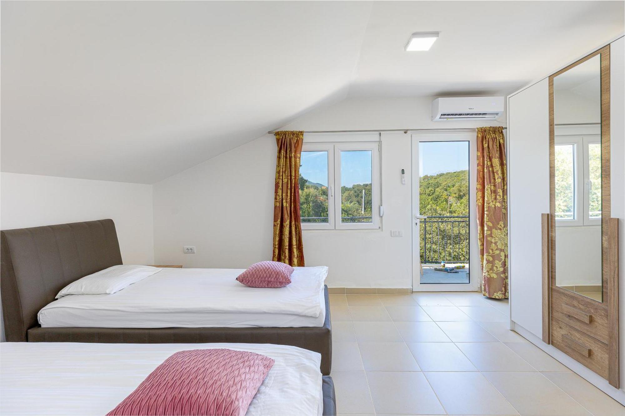 Apartments Lustica Радовичи Номер фото